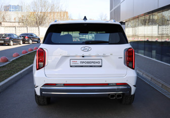 Подержанный автомобиль Hyundai Palisade 2022 года (5 фото)