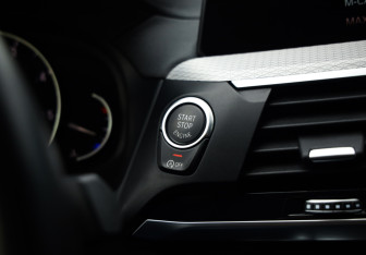 Подержанный автомобиль BMW X4 2019 года (16 фото)