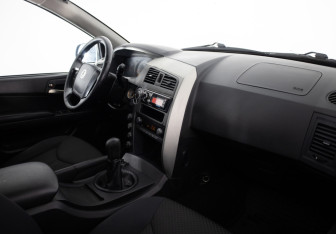 Подержанный автомобиль SsangYong Kyron 2010 года (9 фото)