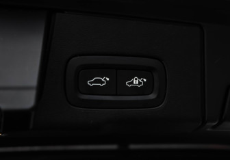 Подержанный автомобиль Volvo XC60 2021 года (27 фото)