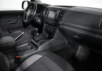 Подержанный автомобиль Volkswagen Amarok 2016 года (13 фото)