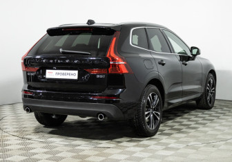 Подержанный автомобиль Volvo XC60 2019 года (5 фото)