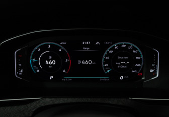 Подержанный автомобиль Volkswagen Passat Sedan 2020 года (12 фото)