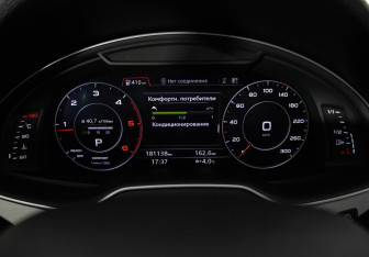 Подержанный автомобиль Audi Q7 2017 года (11 фото)