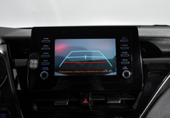 Подержанный автомобиль Toyota Camry Sedan 2021 года (17 фото)