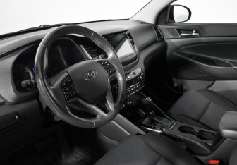 Подержанный автомобиль Hyundai Tucson 2016 года (9 фото)