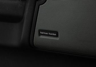 Подержанный автомобиль Land Rover Discovery 2013 года (22 фото)