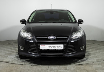 Подержанный автомобиль Ford Focus Sedan 2011 года (2 фото)