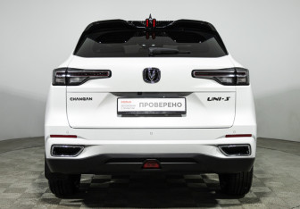 Подержанный автомобиль Changan CS55PLUS 2024 года (8 фото)