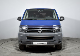 Подержанный автомобиль Volkswagen Caravelle 2011 года (2 фото)
