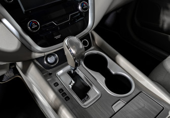 Подержанный автомобиль Nissan Murano Suv 2017 года (12 фото)