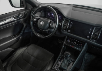 Подержанный автомобиль Skoda Kodiaq 2021 года (8 фото)