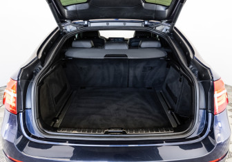 Подержанный автомобиль BMW X6 2013 года (30 фото)