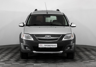 Подержанный автомобиль LADA (ВАЗ) Largus Wagon 2018 года (2 фото)