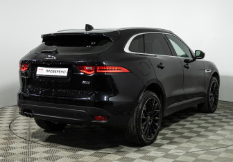 Подержанный автомобиль Jaguar F-Pace 2019 года (5 фото)