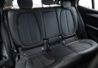 Подержанный автомобиль BMW X2 2021 года (29 фото)