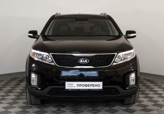 Подержанный автомобиль Kia Sorento 2017 года (2 фото)