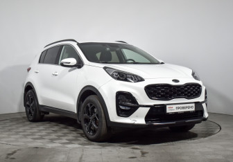 Подержанный автомобиль Kia Sportage 2021 года (3 фото)