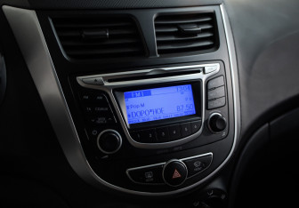 Подержанный автомобиль Hyundai Solaris Sedan 2013 года (12 фото)
