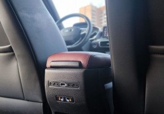 Подержанный автомобиль Belgee X50 2024 года (15 фото)