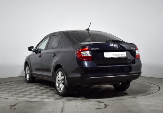 Подержанный автомобиль Skoda Rapid Liftback 2019 года (7 фото)