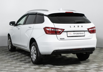 Подержанный автомобиль LADA (ВАЗ) Vesta Wagon 2021 года (7 фото)