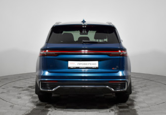 Подержанный автомобиль Geely Monjaro 2024 года (6 фото)