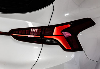Подержанный автомобиль Hyundai Santa Fe 2020 года (11 фото)