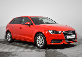 Подержанный автомобиль Audi A3 Hatchback 2013 года (3 фото)