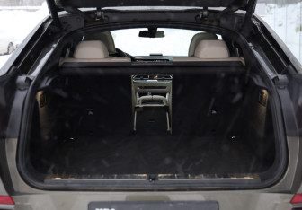 Подержанный автомобиль BMW X6 2021 года (32 фото)