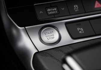 Подержанный автомобиль Audi A6 Sedan 2020 года (23 фото)