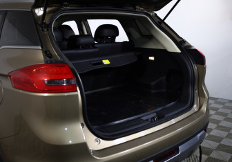 Подержанный автомобиль Geely Atlas 2020 года (22 фото)