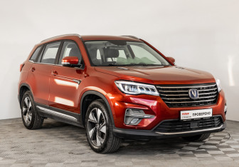 Подержанный автомобиль Changan CS75 2020 года (3 фото)