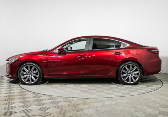 Подержанный автомобиль Mazda 6 Sedan 2020 года (8 фото)