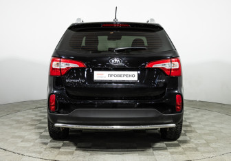 Подержанный автомобиль Kia Sorento 2019 года (6 фото)