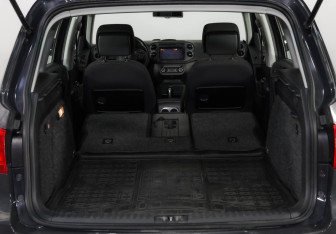 Подержанный автомобиль Volkswagen Tiguan 2014 года (32 фото)
