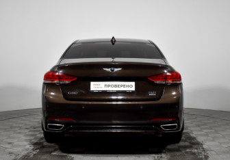 Подержанный автомобиль Genesis G80 2019 года (6 фото)