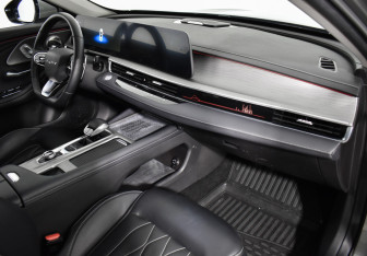 Подержанный автомобиль Chery Arrizo 8 2023 года (12 фото)