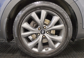 Подержанный автомобиль Hyundai Santa Fe 2016 года (9 фото)