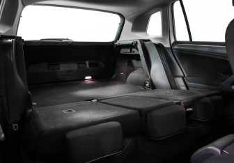 Подержанный автомобиль Volkswagen Tiguan 2018 года (25 фото)