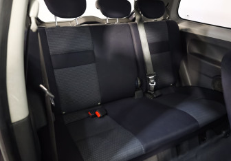 Подержанный автомобиль Hyundai Getz 2007 года (15 фото)