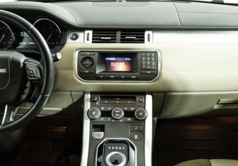 Подержанный автомобиль Land Rover Range Rover Evoque 2013 года (13 фото)
