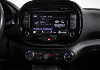 Подержанный автомобиль Kia Soul 2022 года (13 фото)