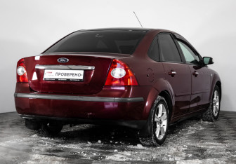 Подержанный автомобиль Ford Focus Sedan 2007 года (5 фото)