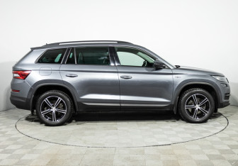 Подержанный автомобиль Skoda Kodiaq 2020 года (4 фото)