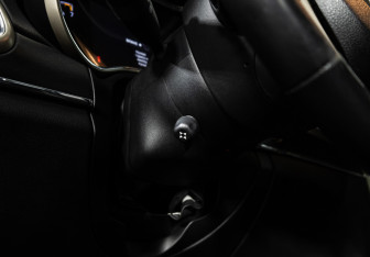 Подержанный автомобиль Jeep Grand Cherokee 2013 года (21 фото)