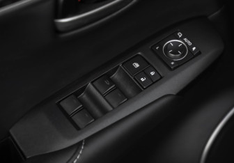 Подержанный автомобиль Lexus NX 2015 года (26 фото)