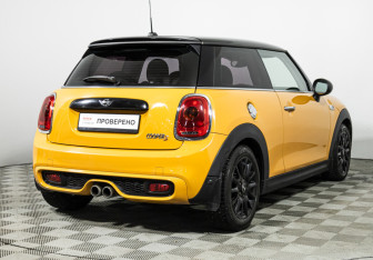 Подержанный автомобиль MINI Hatch 2014 года (5 фото)