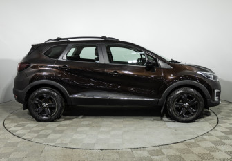 Подержанный автомобиль Renault Kaptur 2019 года (4 фото)