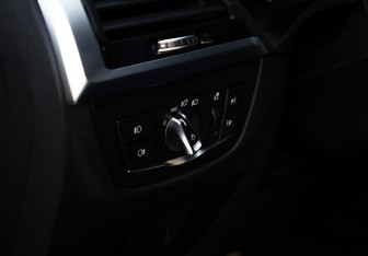 Подержанный автомобиль BMW X3 2019 года (26 фото)